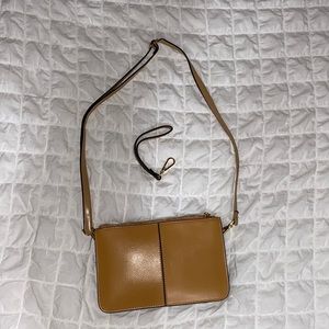 Light brown purse!